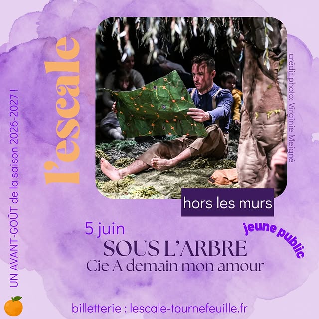 Sous l'arbre